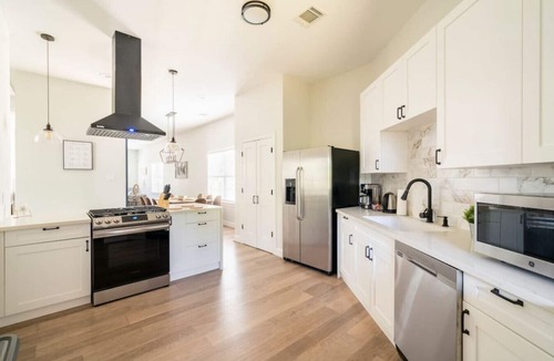 Greater Heights Villa | New Luxurios & Modern 3 BR Villa in the Heights