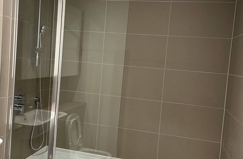 Gascoigne Apartment | New Luxurious 2 Bedroom Apartment.