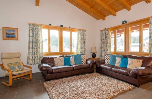 Adelboden Apartment | New, luxurious, 5-star attic apartment with gallery for 8 persons.