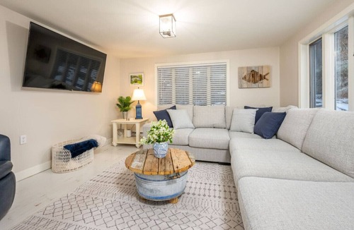 Ogunquit House | NEW Luxury 6BR | Walk to Downtown Ogunquit & Beach