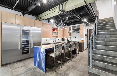 Eastside House | NEW Luxury Concrete Home : Only Minutes from the Beach!