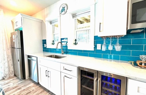 Monteray Shores House | *New* Luxury,Heated Pool,HotTub,GameRoom,Elevator