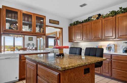 Horseshoe Bay House | New! Luxury home with Views & Hot Tub, Game Room!