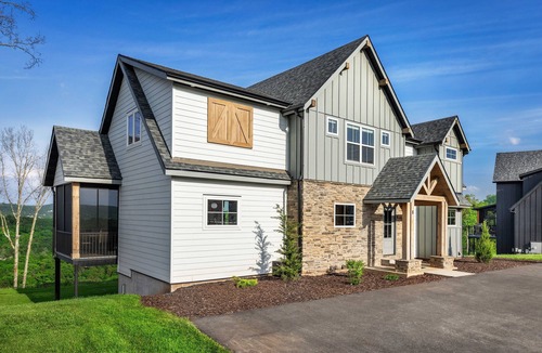 Kimberling City House | New! Luxury Lakefront Home 2 Pools + Resort Perks All-in-One Getaway