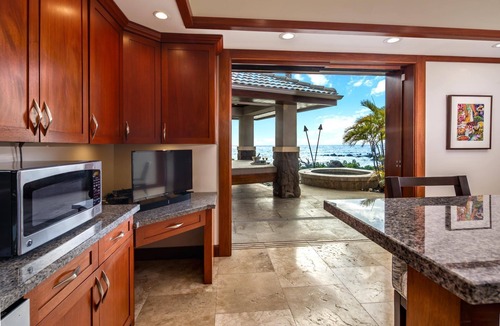 Waikoloa House | New! Luxury Oceanfront 4-Bedroom Villa with Movie Theater, Private Pool, Hot Tub, and Free Car with 6+ Nights! Hale Nani at Kolea Kai by KBM Resorts