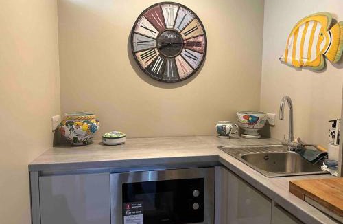 South Cadbury Apartment | New luxury self-contained studio