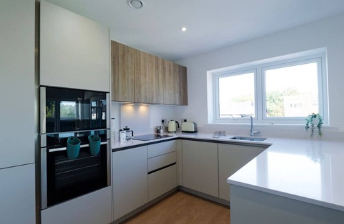 Cheadle Apartment | NEW Luxury South Manchester Flat