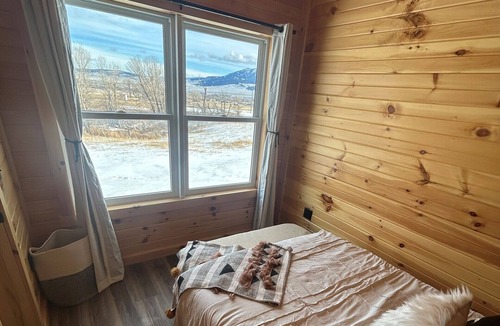 Livingston Cabin | NEW Luxury Tiny Home - Cabin B