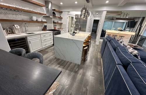 Aspen Condo | New Luxury Two Level 4 Bedroom - 4.5 Bath Condo!