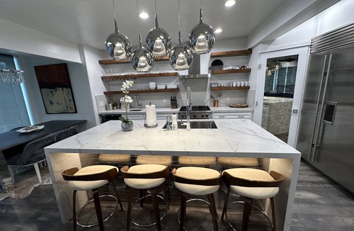 Aspen Condo | New Luxury Two Level 4 Bedroom - 4.5 Bath Condo!