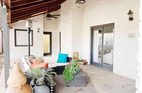 Lubbock House | NEW Magnolia Mansion-4400sqft Hot Tub & 2 Game Rms