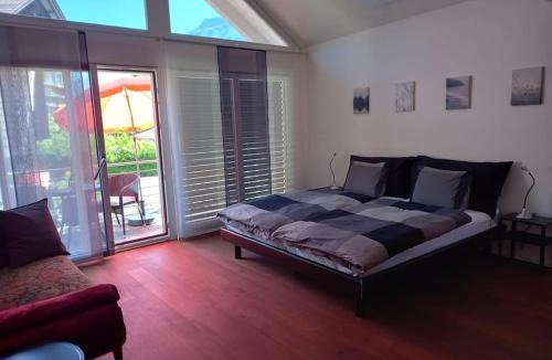 Matten bei Interlaken Apartment | NEW. Matten Central Family Suite, sleeps 4