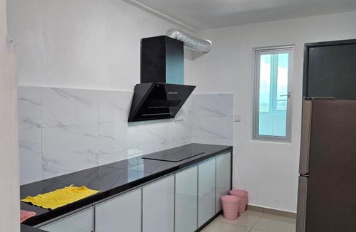 Bandar Perda Apartment | New Metropol 3 Bedrooms Pool View