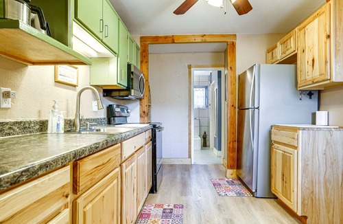 Truth or Consequences Cottage | New Mexico Cottage: Private yard & Tub On-Site