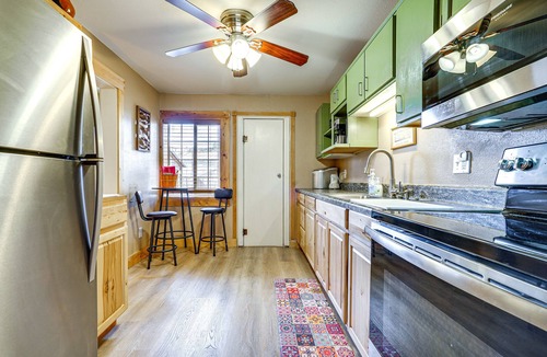 Truth or Consequences Cottage | New Mexico Cottage: Private yard & Tub On-Site