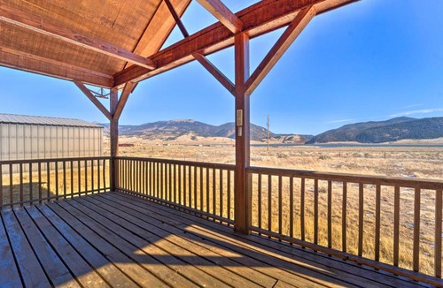Eagle Nest House | New Mexico Cabin Hideaway w/Eagle Nest Lake Views