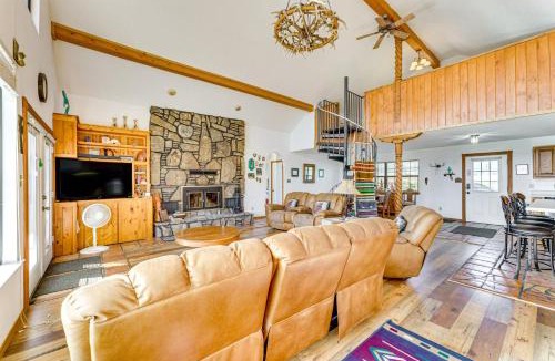 Eagle Nest House | New Mexico Cabin Hideaway w/Eagle Nest Lake Views