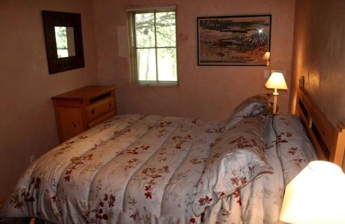Pecos House | New Mexico Glamping Paradise: Riverfront Rental for the Ultimate Retreat