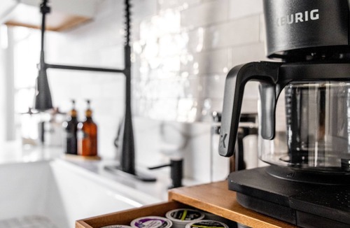 Little Italy Apartment | NEW! Mid-Century Modern Retreat in Little Italy near CWRU and Cleveland Clinic