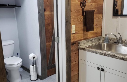 Santa Anna Apartment | New mini-suite 2 with view of Santa Anna Mountain