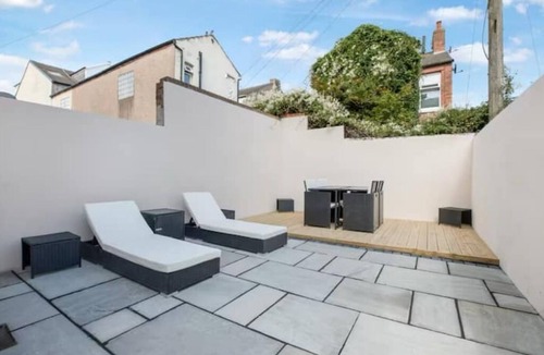 Blackpool Town Center House | New Mixies Manor