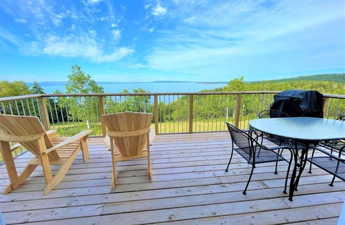 Iona Cabin | New modern 1 Bedroom Suites in Iona, NS