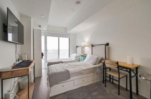 Church and Wellesley Apartment | New Modern 3 Bedroom Condo in Downtown Toronto