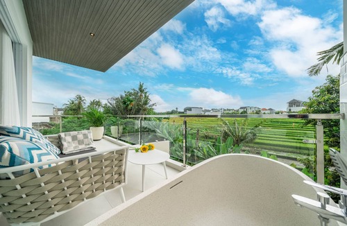 Kediri Villa | New Modern 4BR Canggu Villa/Rooftop/Pool/View