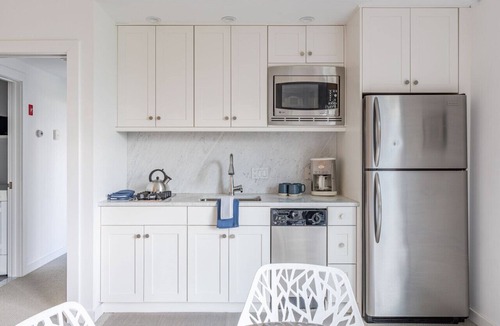 Jeffersonville Cottage | NEW: Modern Apt. on Resort Estate w Pool in Bethel