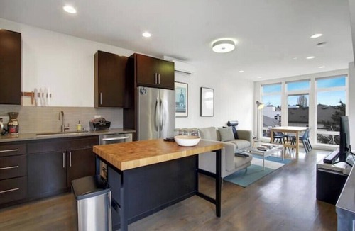 Whittier Heights House | NEW! Modern Ballard Townhome w/Rooftop + Parking