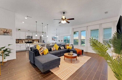 Grand Prairie House | New - Modern Bohemian Home