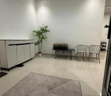 Muar House | NEW! Modern comforts in a Semi-D Muar