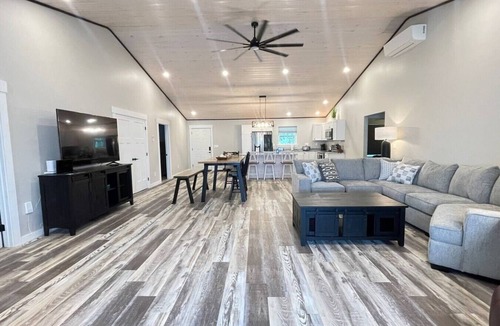 Bangor House | New Modern | Fire Pit | 4 BR/3 Baths