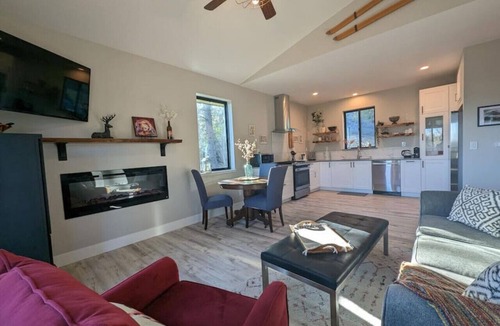 Apple Hill House | New Modern Home-Valley View-Central