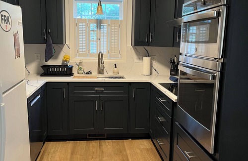Morrisville House | New modern kitchen in great location to RDU and RTP