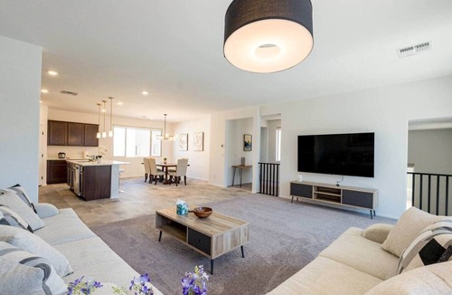 Sovana House | New Modern LUX Home 5BR Sofa Bed