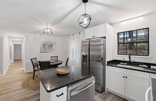 McDonald Cottage | NEW! Modern McDonald Ranch Serene Wooded Escape
