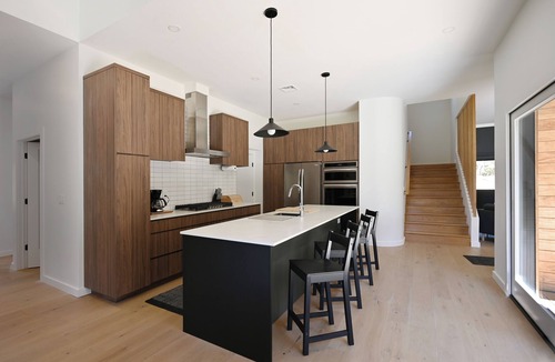 Windham Ski Chalet | NEW Modern Mountain View Chalet in Windham