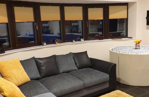 Delabole House | New modern self contained Cottage