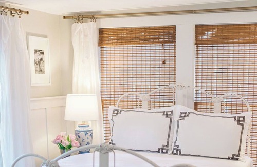 Fairmount House | NEW Modern Style Bungalow minutes walk to Magnolia