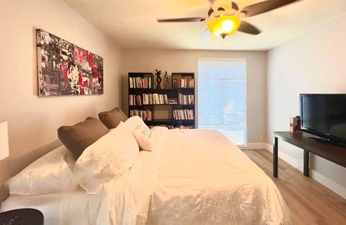 University Hills and Windsor Park House | New Modern Two Bedroom Home Close to Downtown and UT Campus