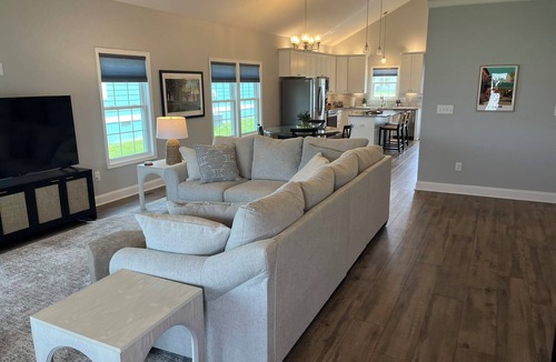Lexington House | New Mountain View Home in The Ponds at Lexington