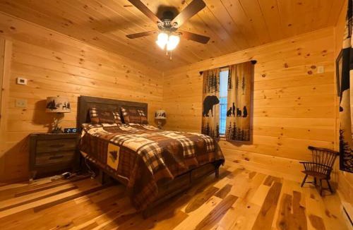 Alexandria House | New mountainside log cabin