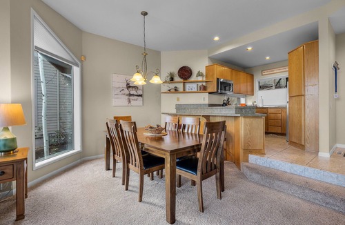 Century West Condo | New! Mt Bachelor Village ~ Views ~ Fireplace ~ Private Hot Tub!