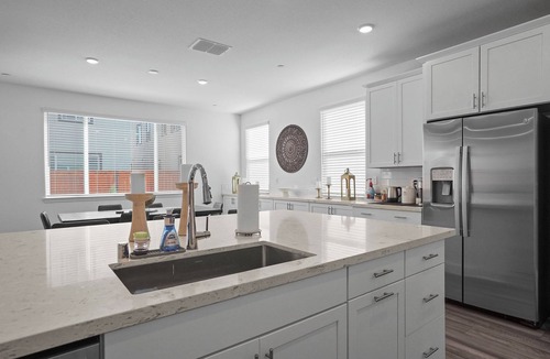 Sacramento House | New Natomas Retreat, Close to Airport & Downtown