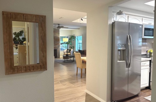McCormick Ranch Condo | New! No Steps.Sunlit Gated Villa on McCormick Lake & Camelback Trail!