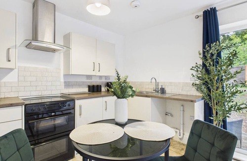 Wychbold House | *New* | No5 Saxon Way | Gym | Pool & Spa