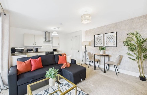 Wychbold House | *New* | No7 Saxon Way | Gym | Pool & Spa