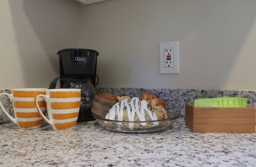 Bennett Valley Villa | New! Oak Grove Haven, 2 separate units monthly