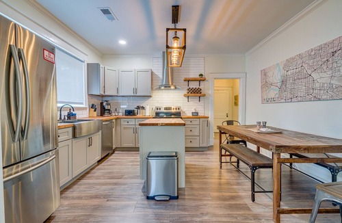 Central Midtown House | NEW❤️ of Midtown/Near Overton/Free Uber Eats